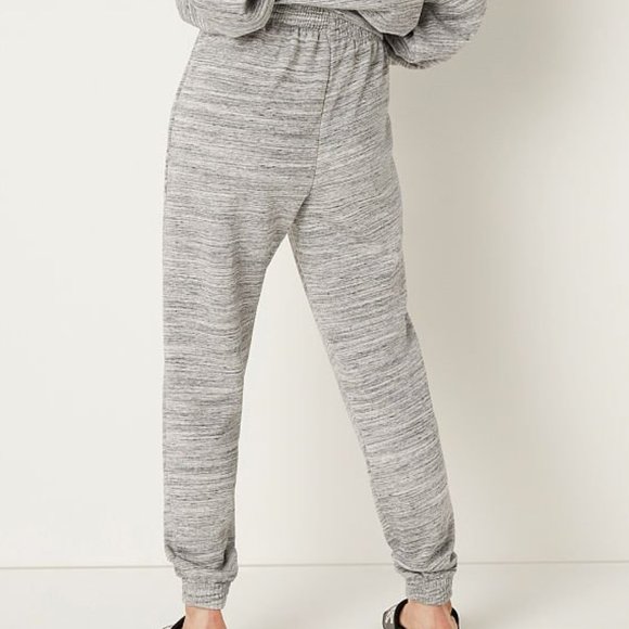 NWT VS Pink High Waist Campus Joggers - Picture 3 of 6